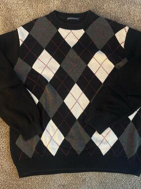 Brandy Melville Black Argyle Crewneck Sweater with Gray & White Diamonds